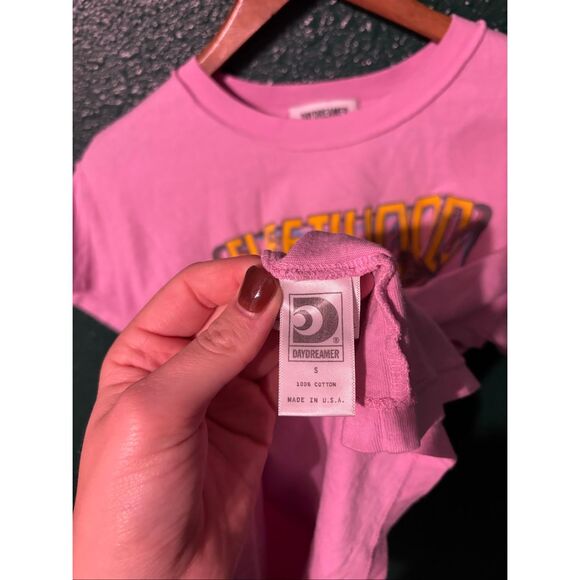Daydreamer Pink Fleetwood Mac Short Sleeve Tee sz Small - Picture 3 of 4